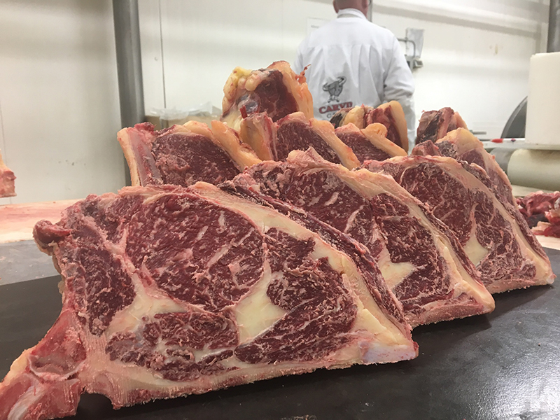 Luxury...per chi non si accontenta‼️Costate con osso di scottona 27,90€ il Kg